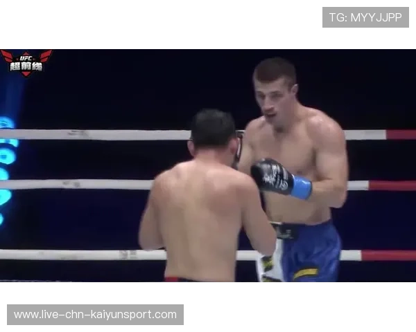 UFC角落狂攻逼停裁判：究竟发生了什么？幕后真相震撼揭秘