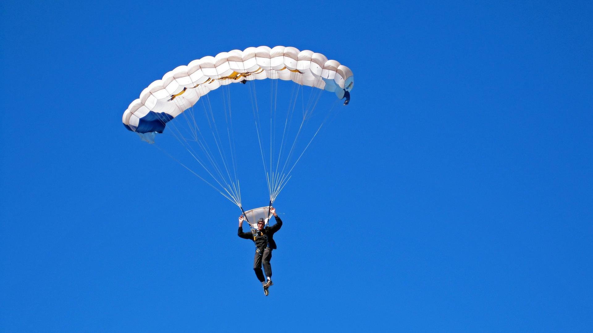 世界羽毛球赛中国队实现五金收官,2021羽毛球世界比赛